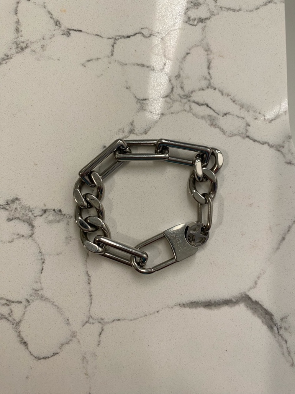 Vitaly bracelet size 6.5